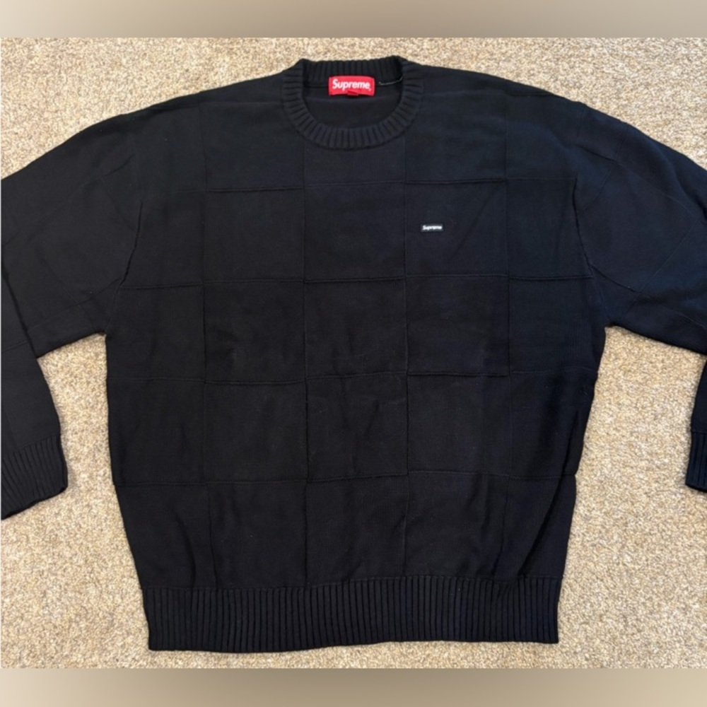 SUPREME Black Men's Medium Size Long Sleeve Casual Sweater NWOT